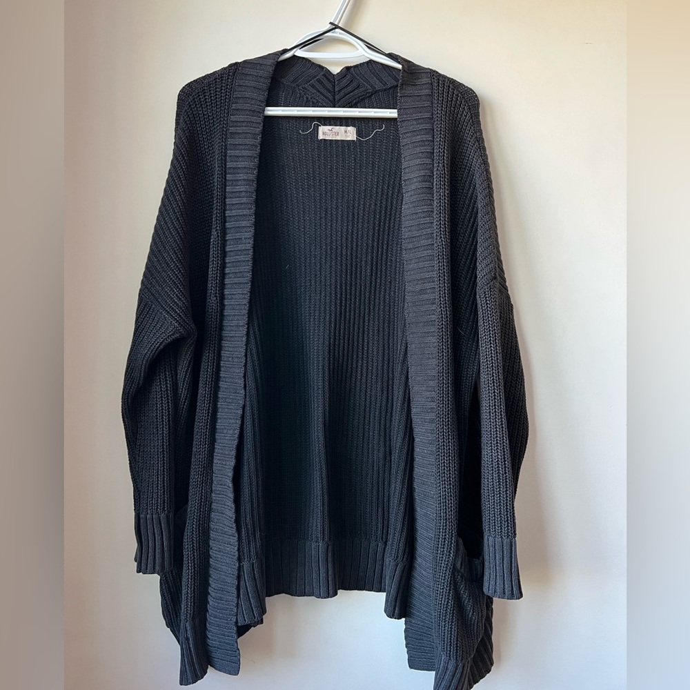 Hollister cardigan